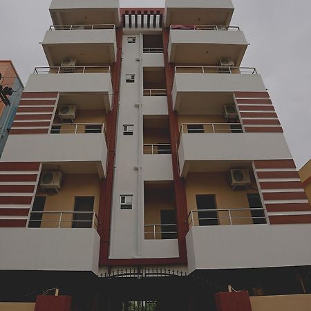 Oyo 17276 The Maple Tree Hotels Bhubaneswar Zewnętrze zdjęcie